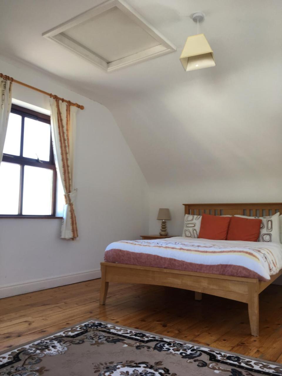 O'Connors Guesthouse Faha  エクステリア 写真