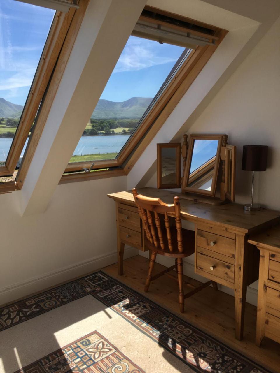 O'Connors Guesthouse Faha  エクステリア 写真