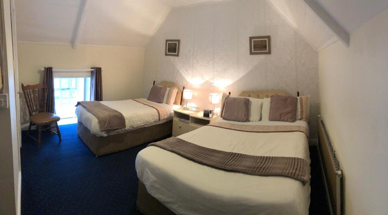 O'Connors Guesthouse Faha  エクステリア 写真
